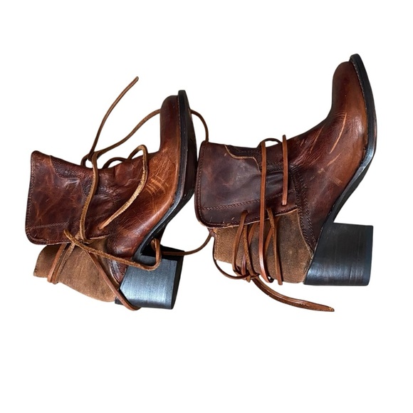 Freebird by Steven Brown Distressed Casey Leather Ankle Boot in Cognac Size 6 - Picture 3 of 8